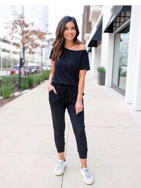 PRETTYGARDEN Black Off Shoulder Jumpsuit Romper Jogger Short Sleeve L NWT